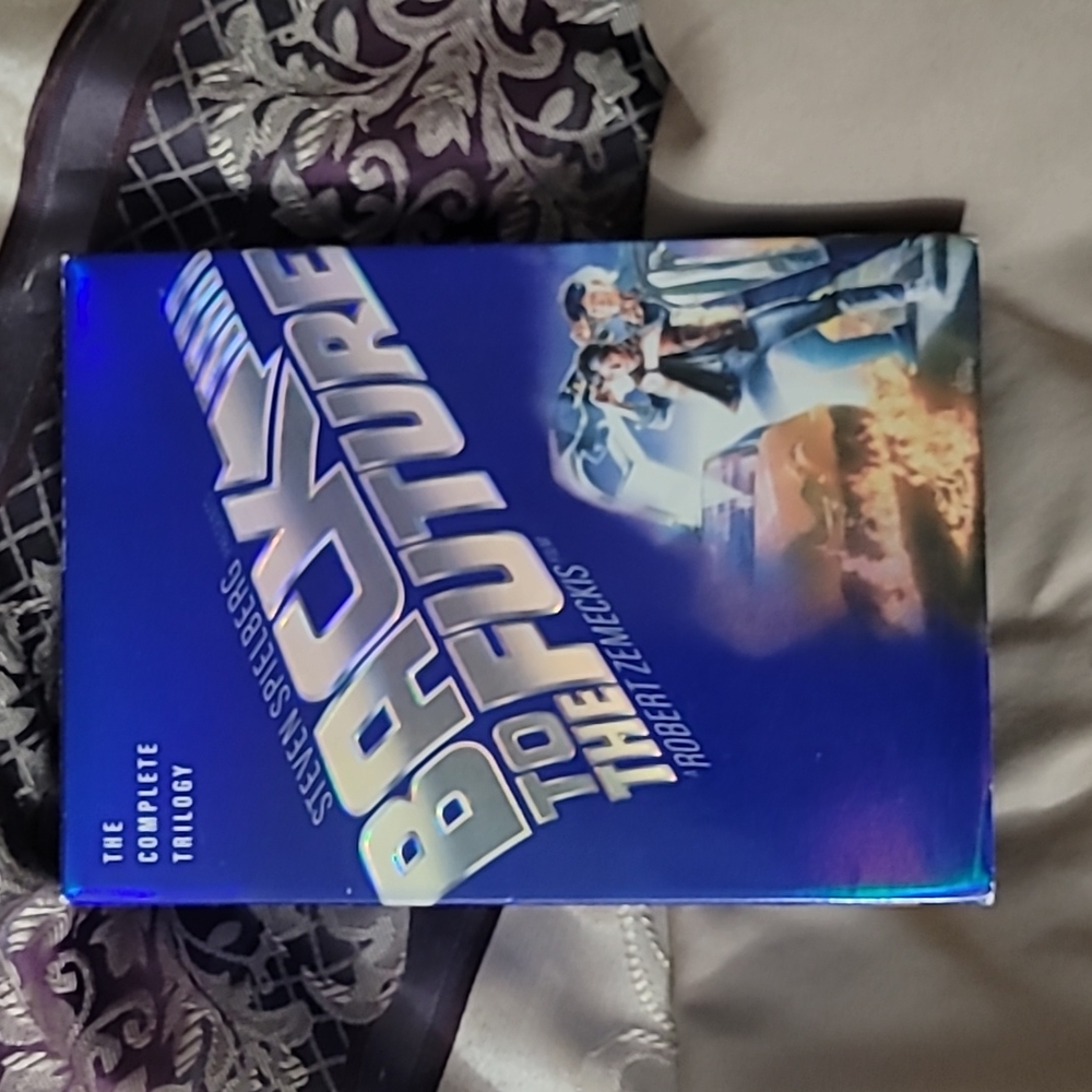The complete trilogy Steven Spielberg's back to the future dvd set